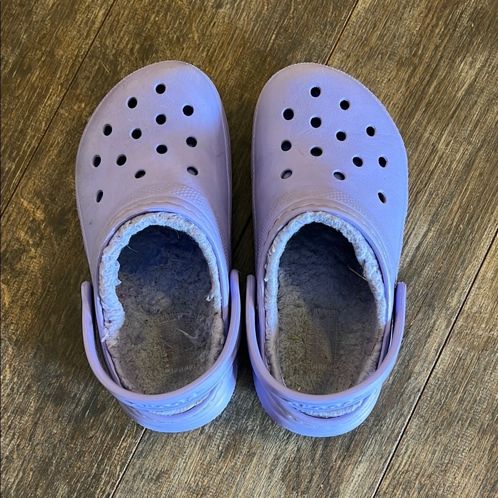 CROCS Purple Clog Shoes - Picture 4 of 10